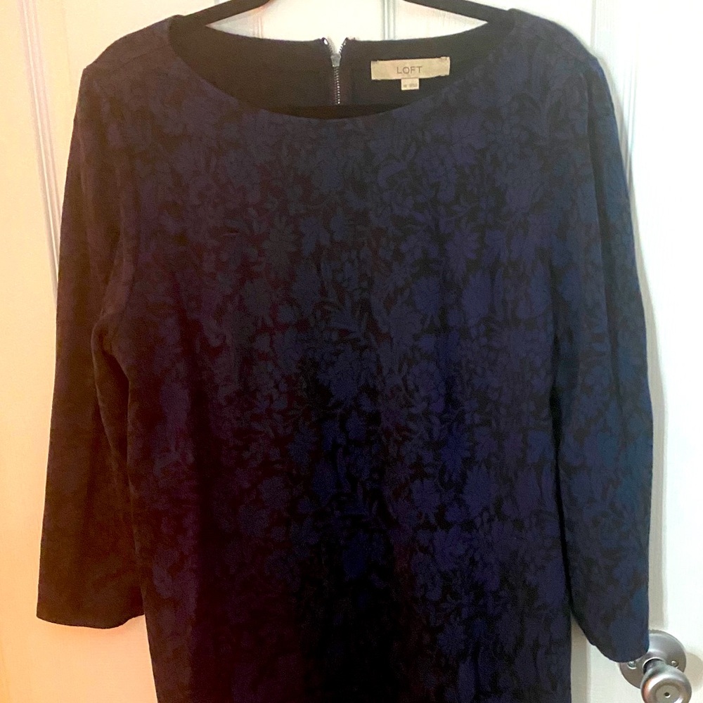 EUC - long sleeve black and blue “lace” work dress